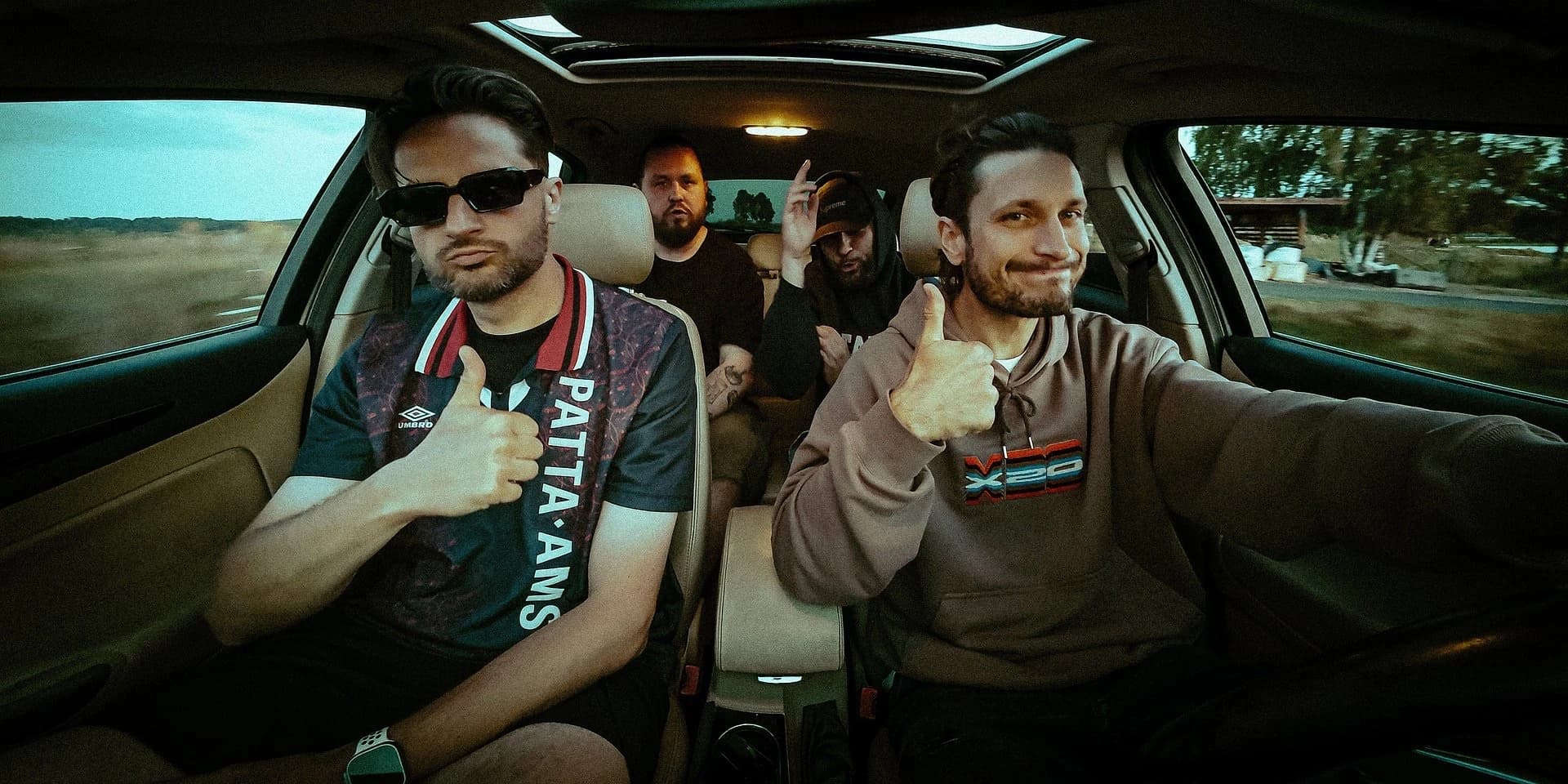 Dwa Sławy, Mielzky, Pers, atutowy i The Returners - okładka singla Kudos