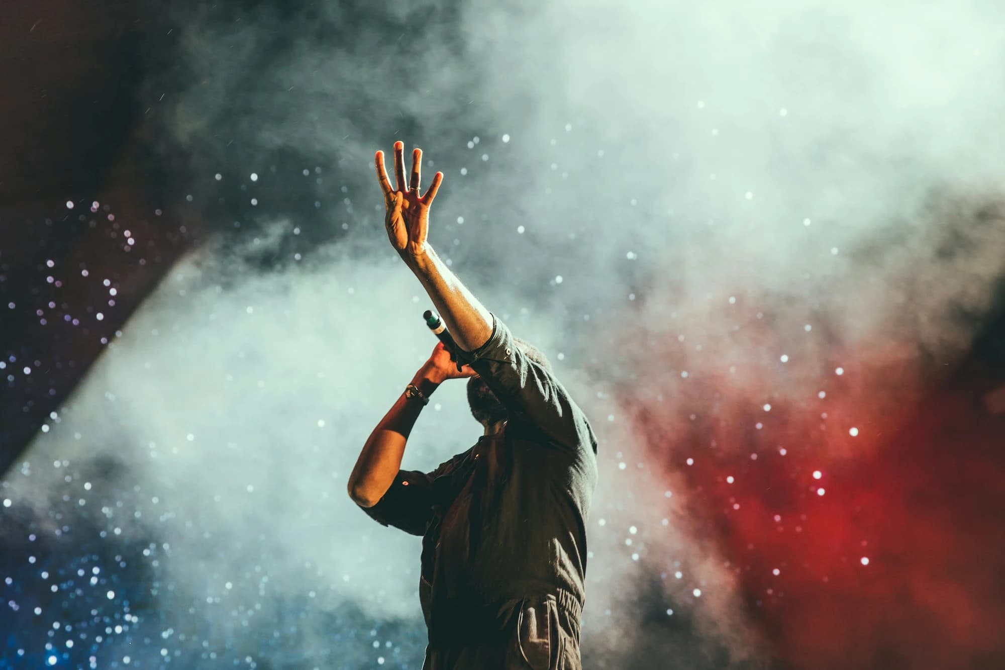 Calvin Harris zapina podwójną rezydencję w Ushuaïa Ibiza na sezon 2026